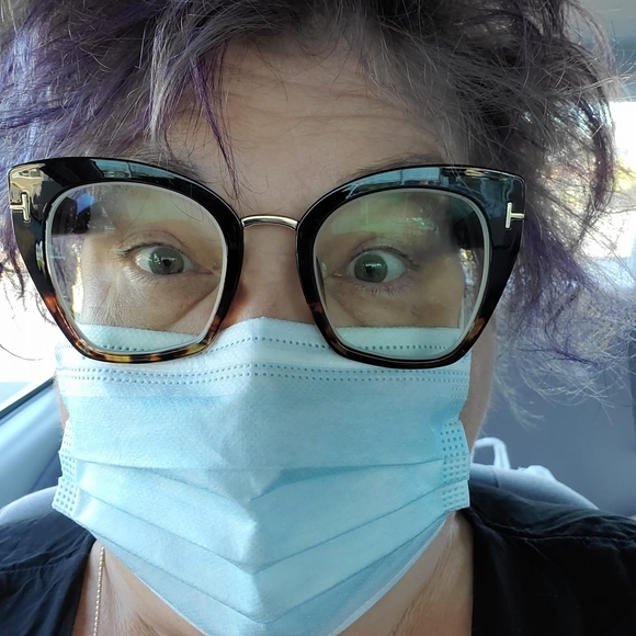 Meet your Posher, Kim - Picture 1 of 1